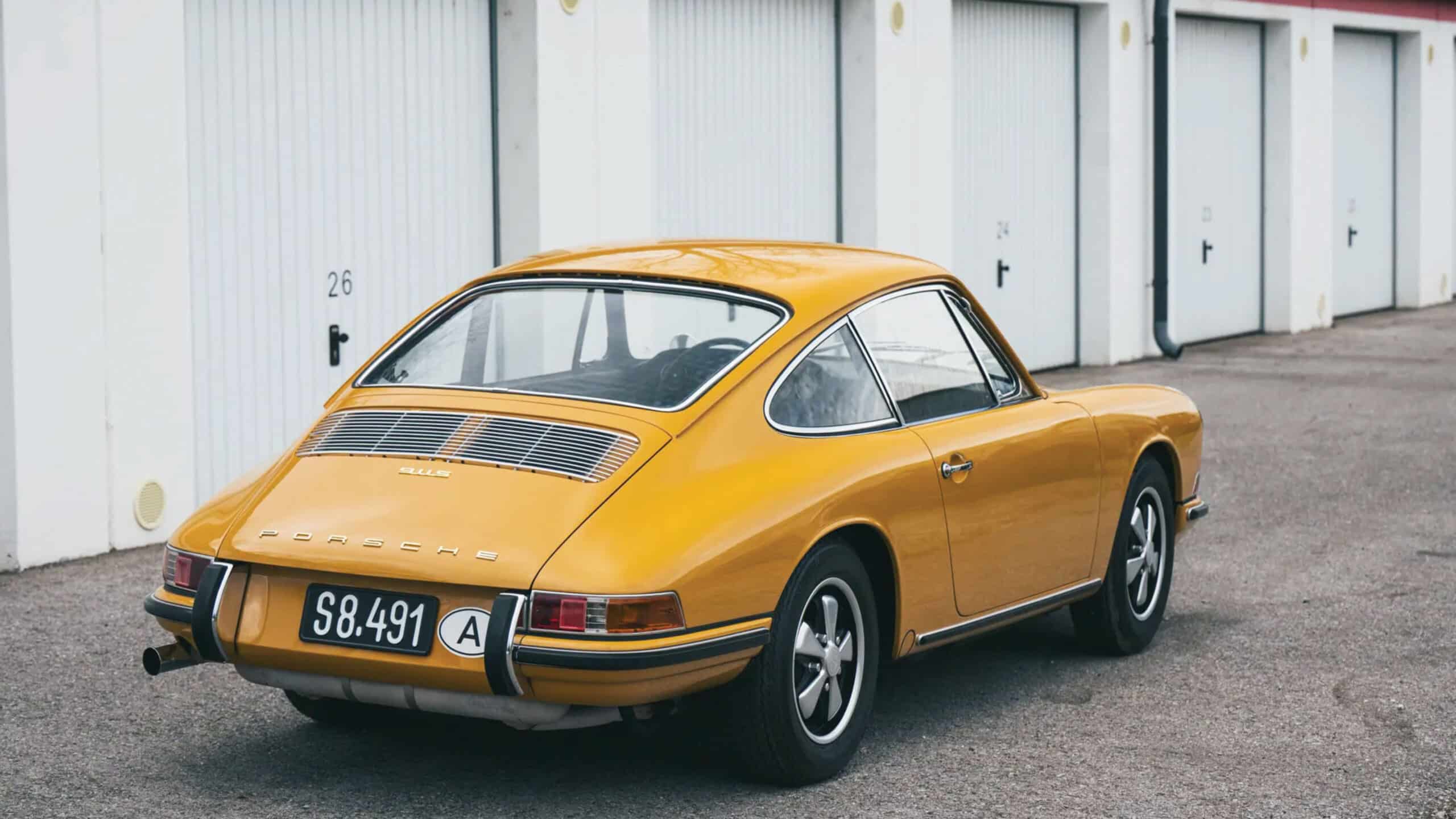 911S